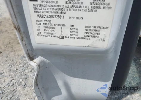 2005 Chevrolet Silverado 1500 Work Truck from USA, damaged, VIN 1GCEC19Z65Z228611